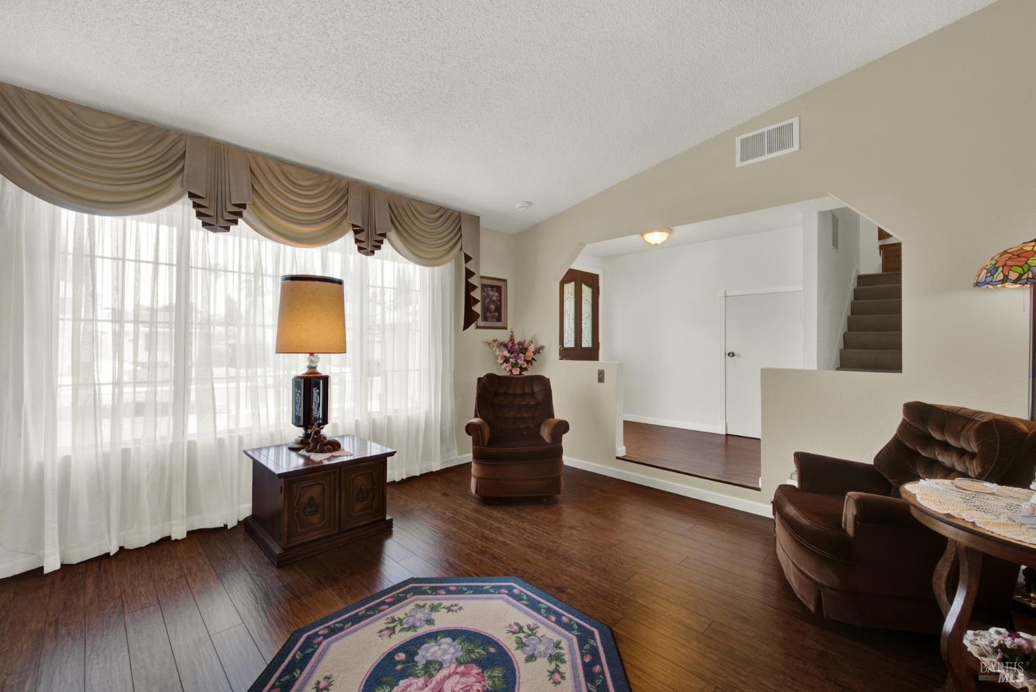 214 Gentry Circle Vacaville CA 95687