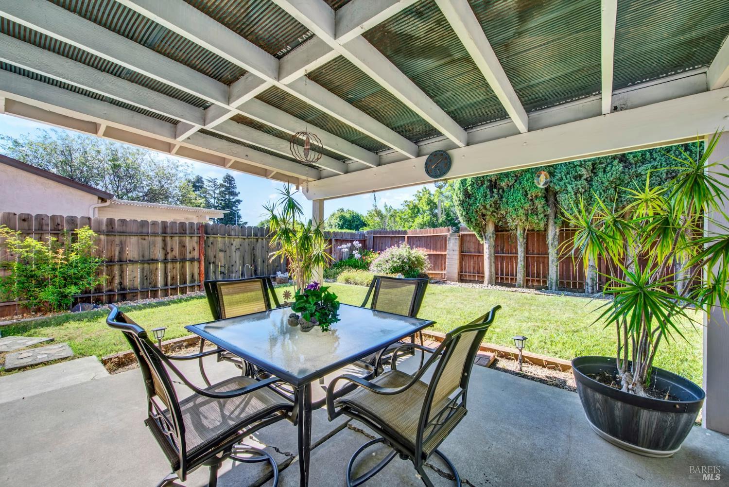 214 Gentry Circle Vacaville CA 95687
