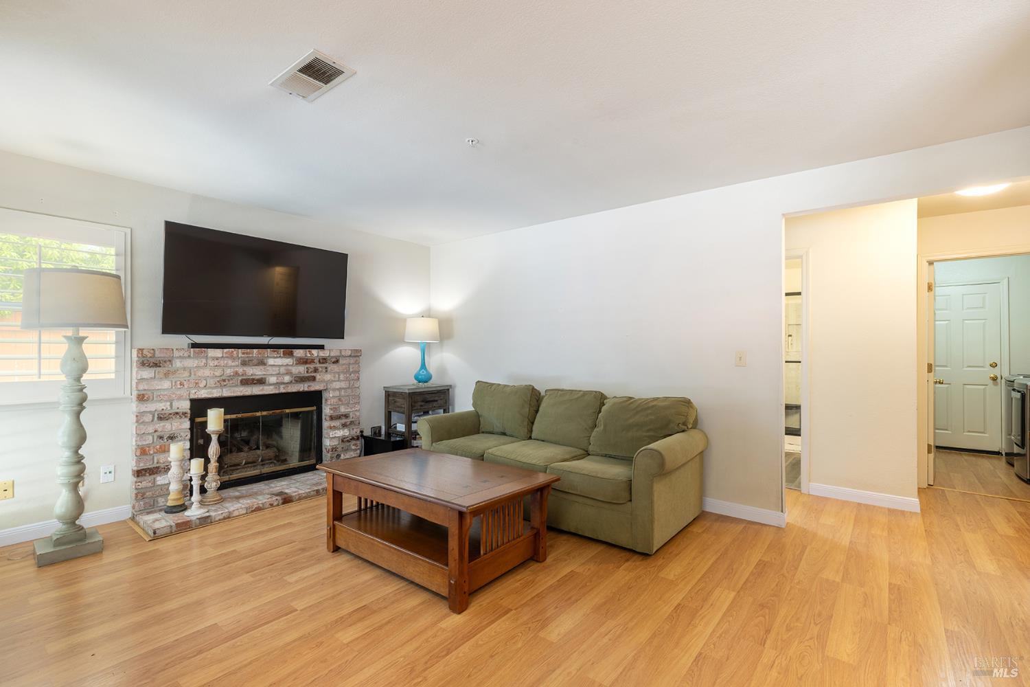 20 Winestone Court Napa CA 94558