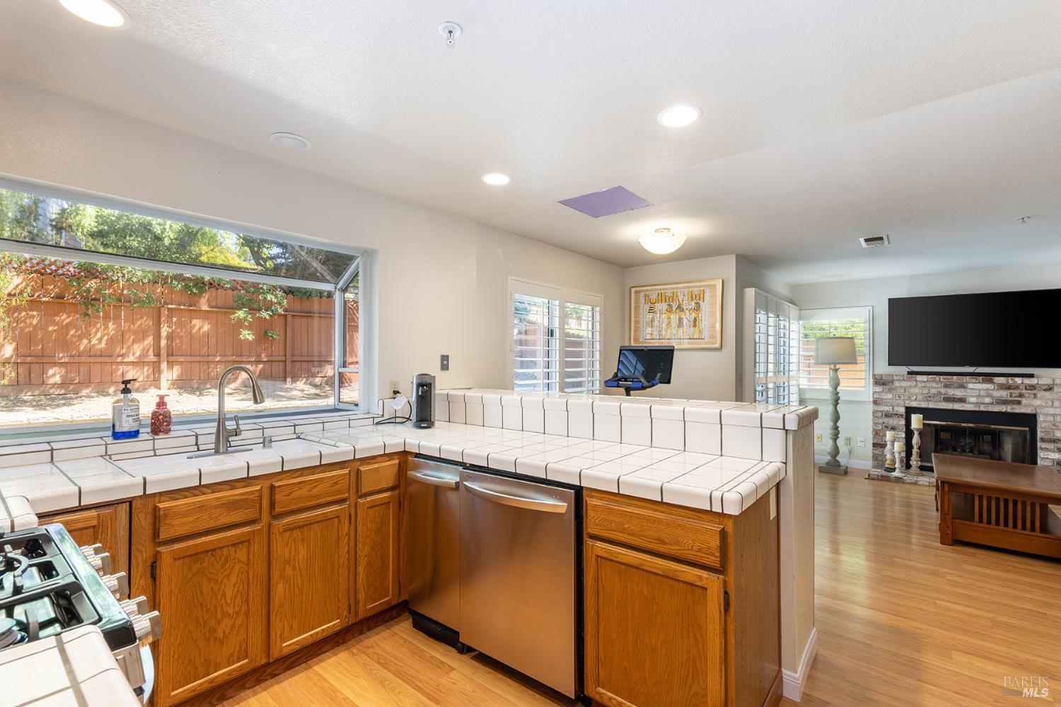 20 Winestone Court Napa CA 94558