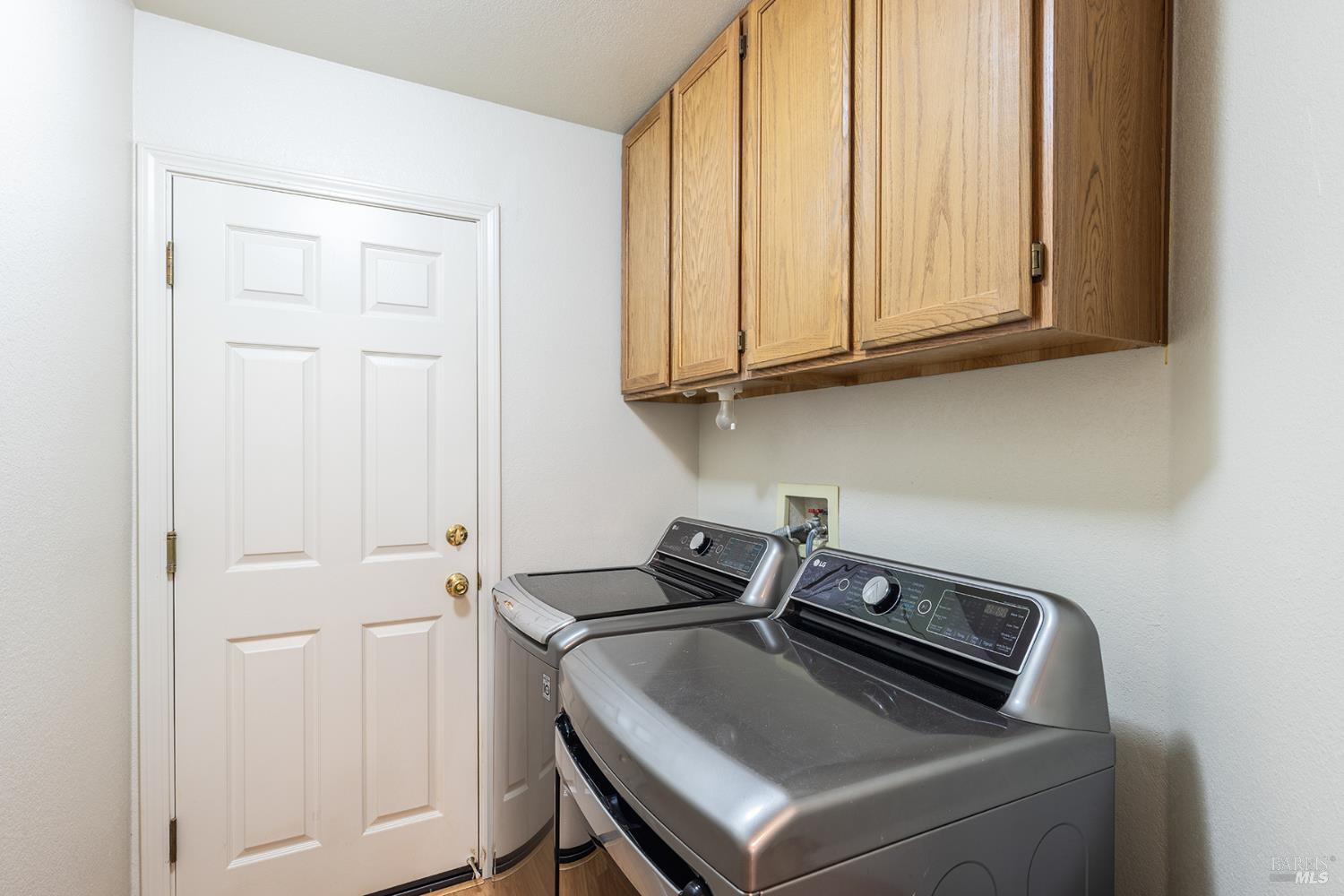 20 Winestone Court Napa CA 94558