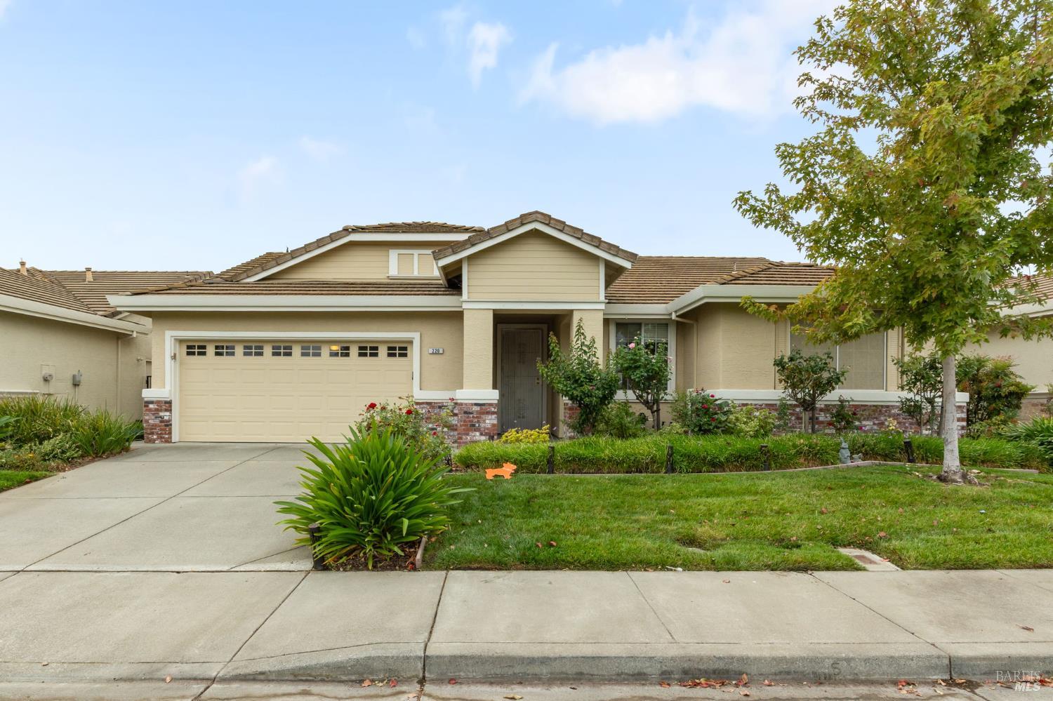 220 Mandarin Circle Vacaville CA 95687