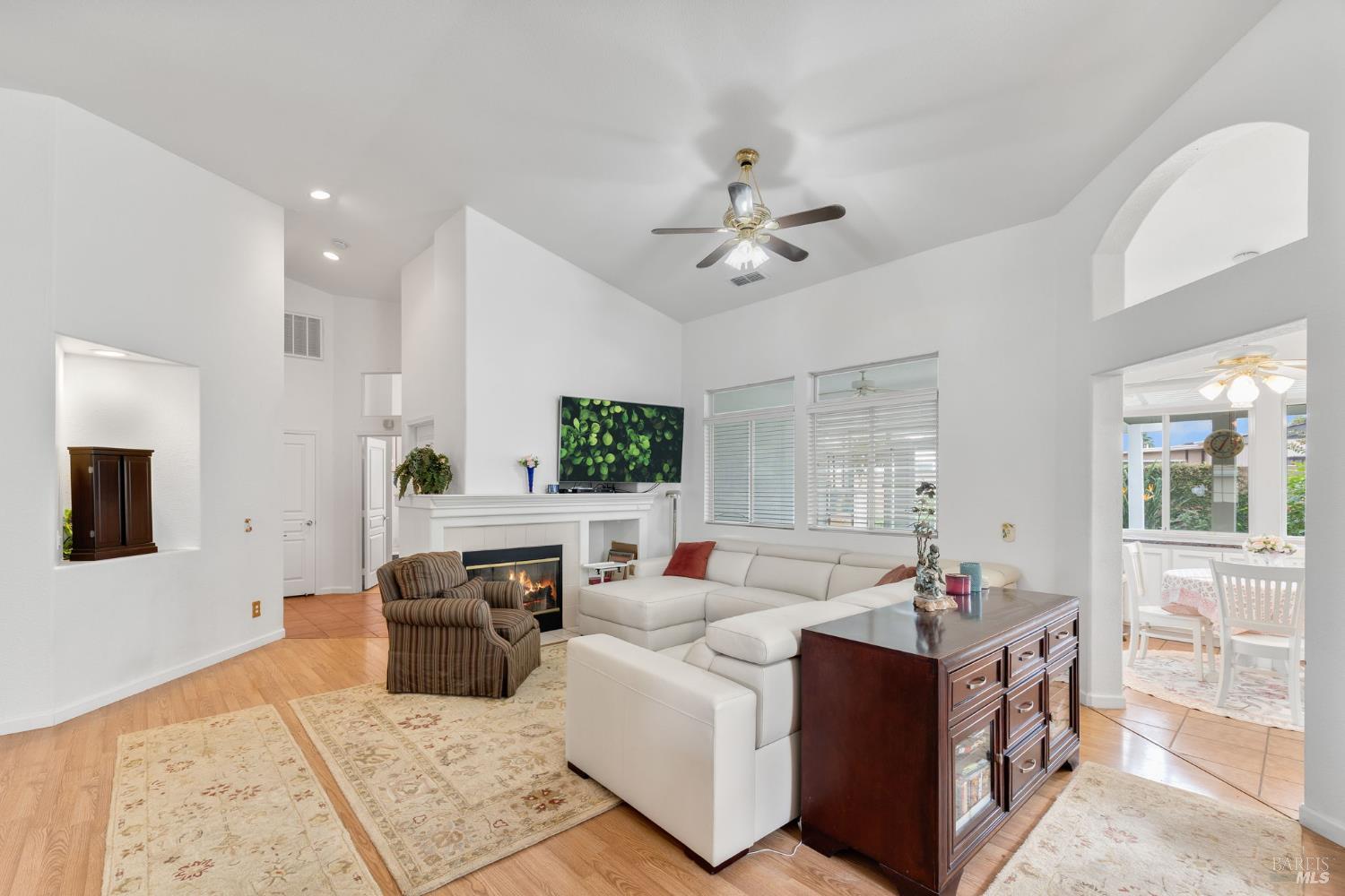 220 Mandarin Circle Vacaville CA 95687