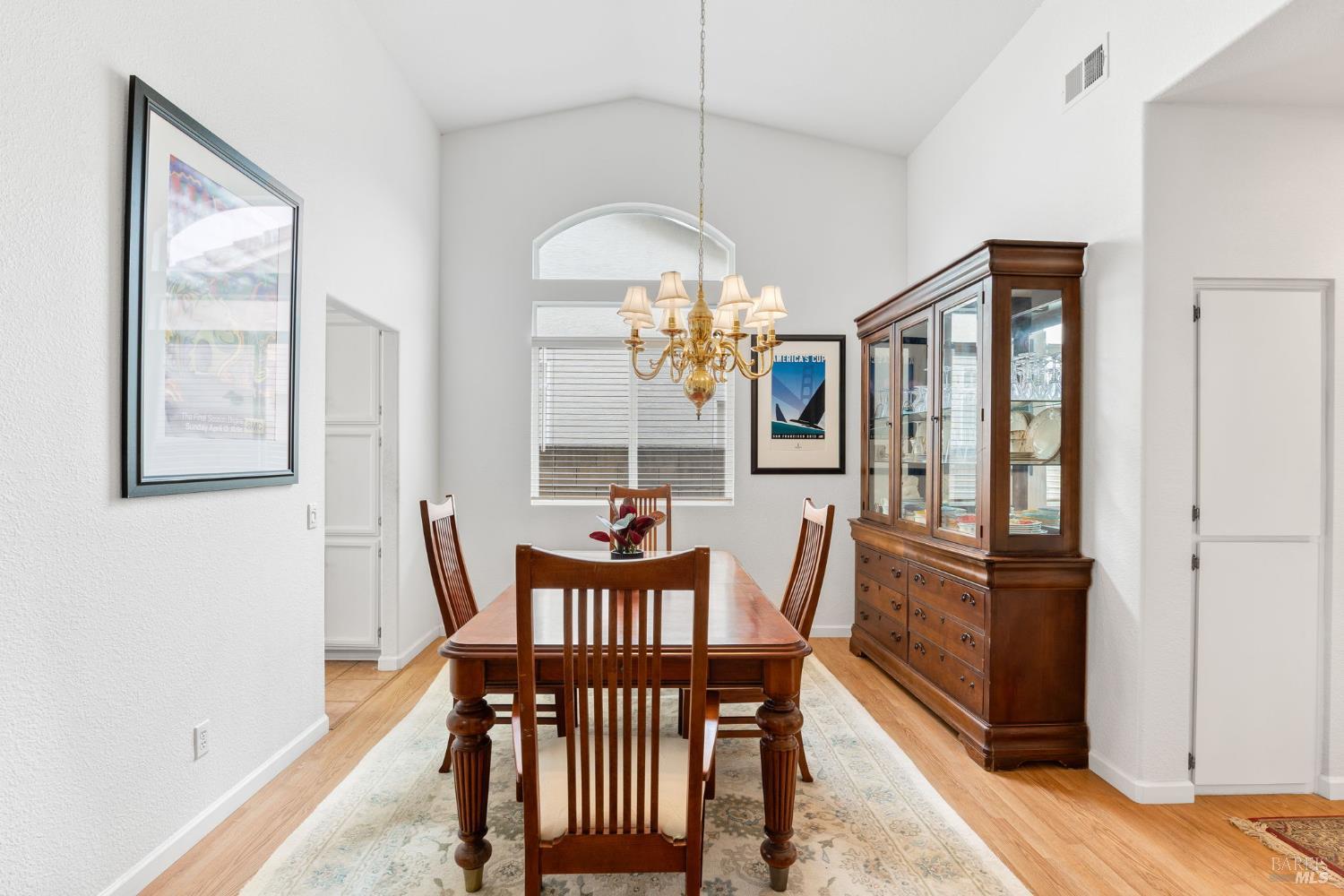 220 Mandarin Circle Vacaville CA 95687