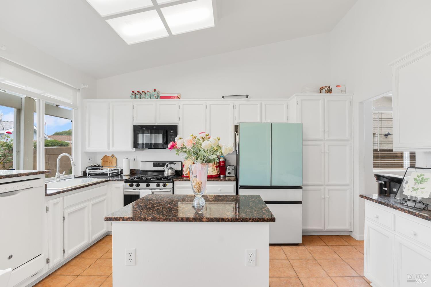 220 Mandarin Circle Vacaville CA 95687