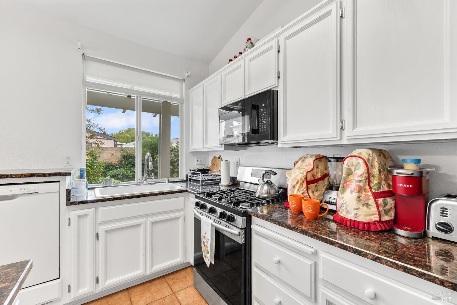 220 Mandarin Circle Vacaville CA 95687