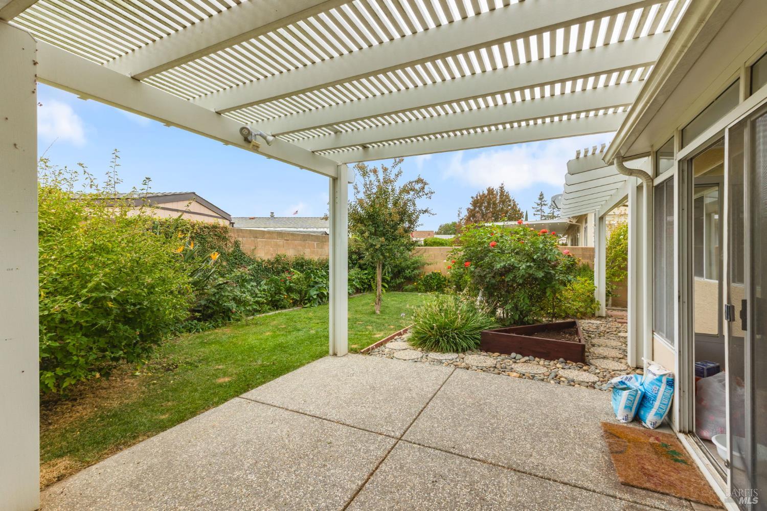 220 Mandarin Circle Vacaville CA 95687