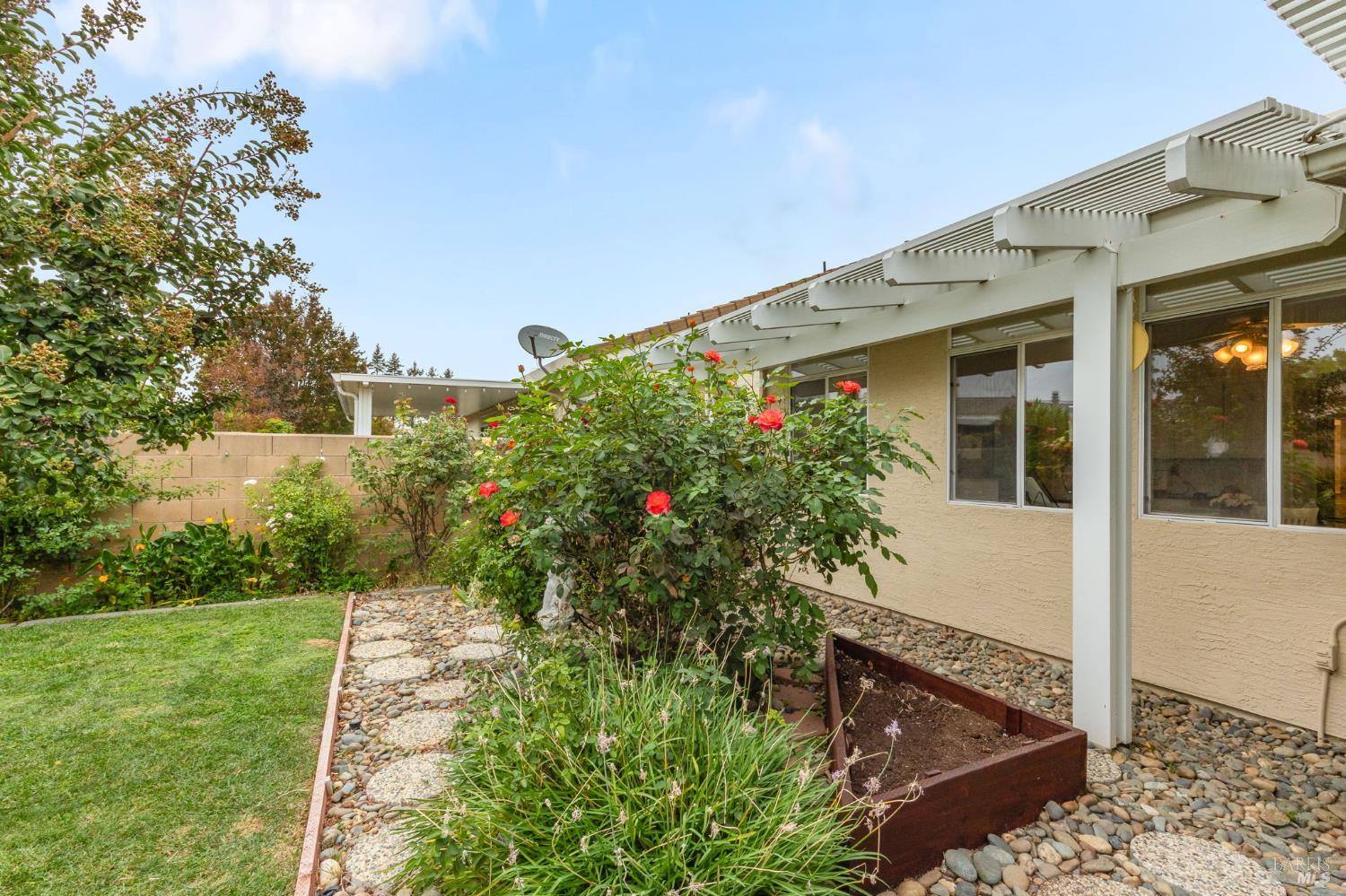 220 Mandarin Circle Vacaville CA 95687