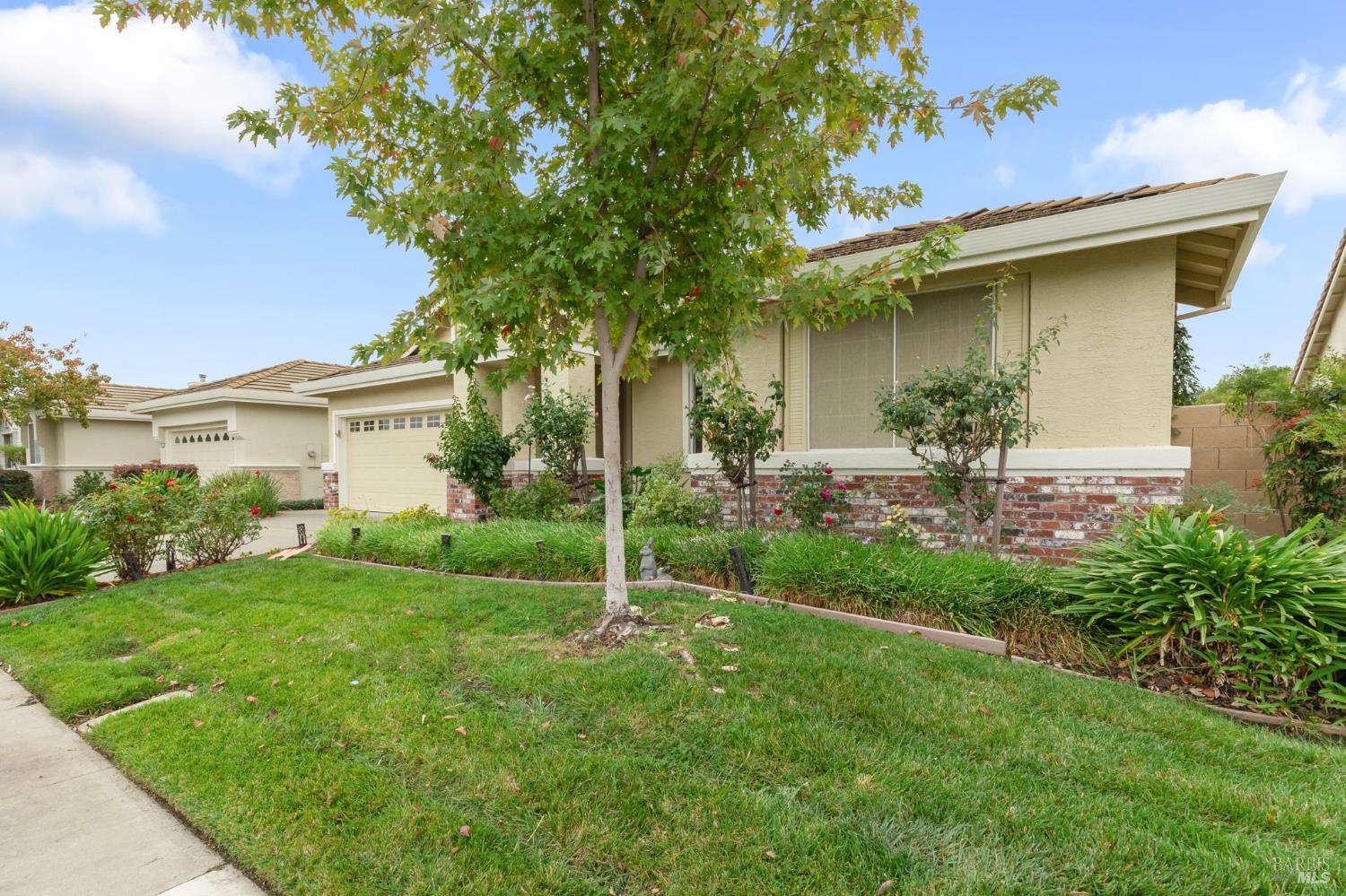 220 Mandarin Circle Vacaville CA 95687