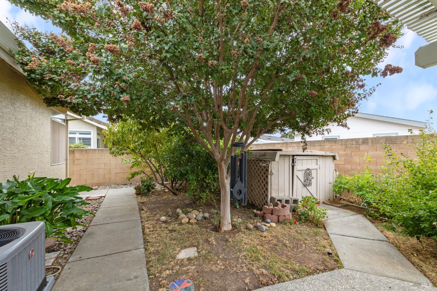 220 Mandarin Circle Vacaville CA 95687
