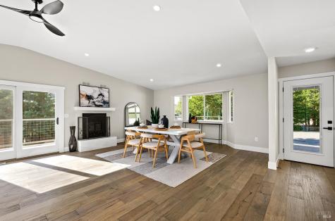 210 Burgundy Road Healdsburg CA 95448