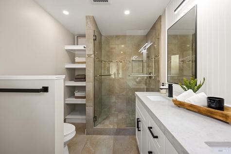 210 Burgundy Road Healdsburg CA 95448