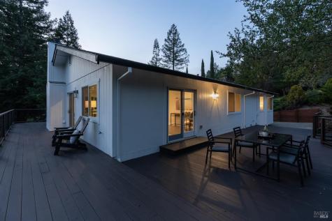 210 Burgundy Road Healdsburg CA 95448