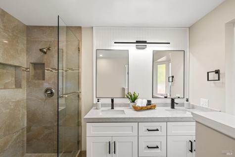 210 Burgundy Road Healdsburg CA 95448