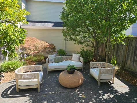 195 Ignacio Valley Circle Novato CA 94949