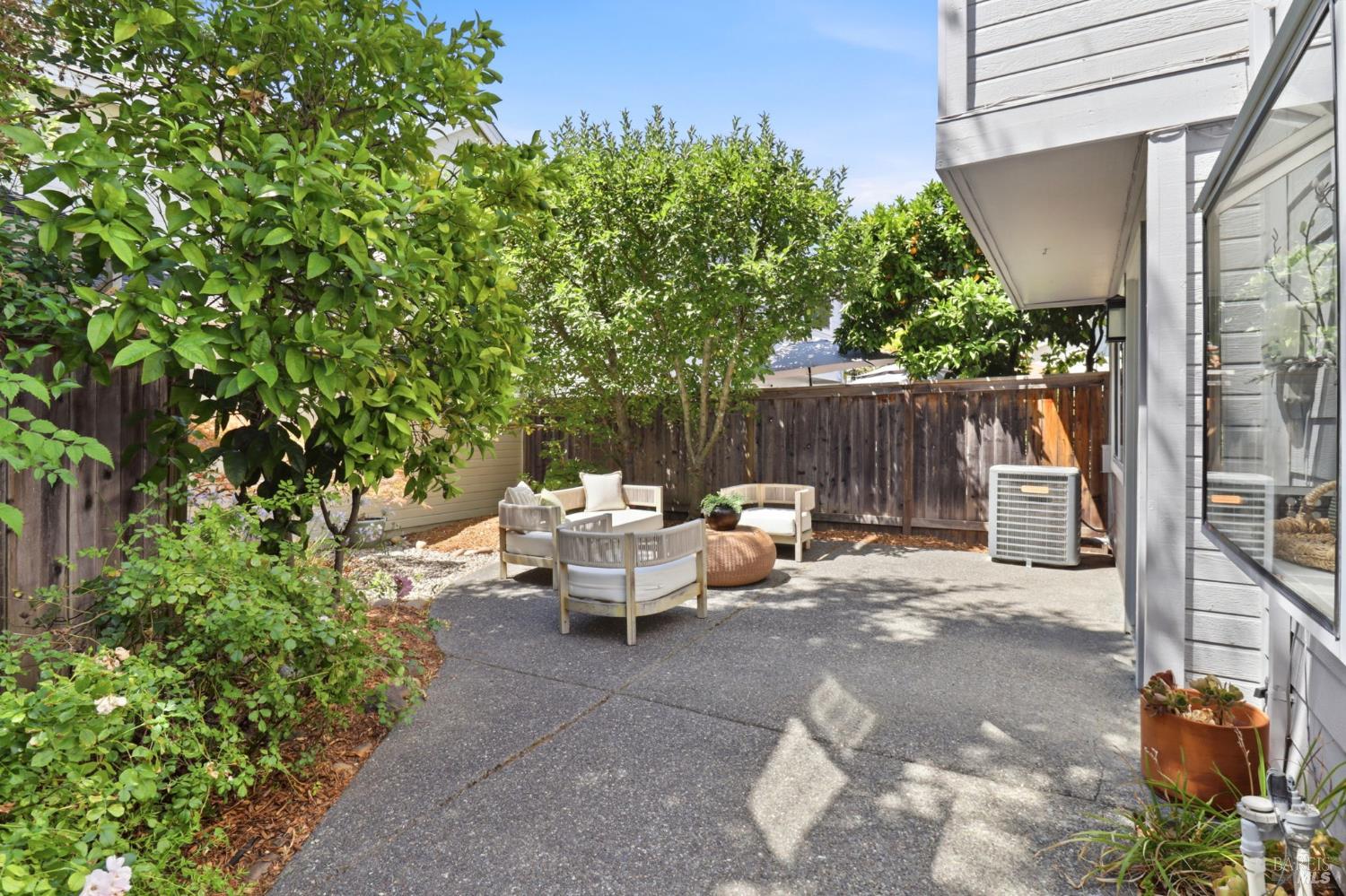 195 Ignacio Valley Circle Novato CA 94949
