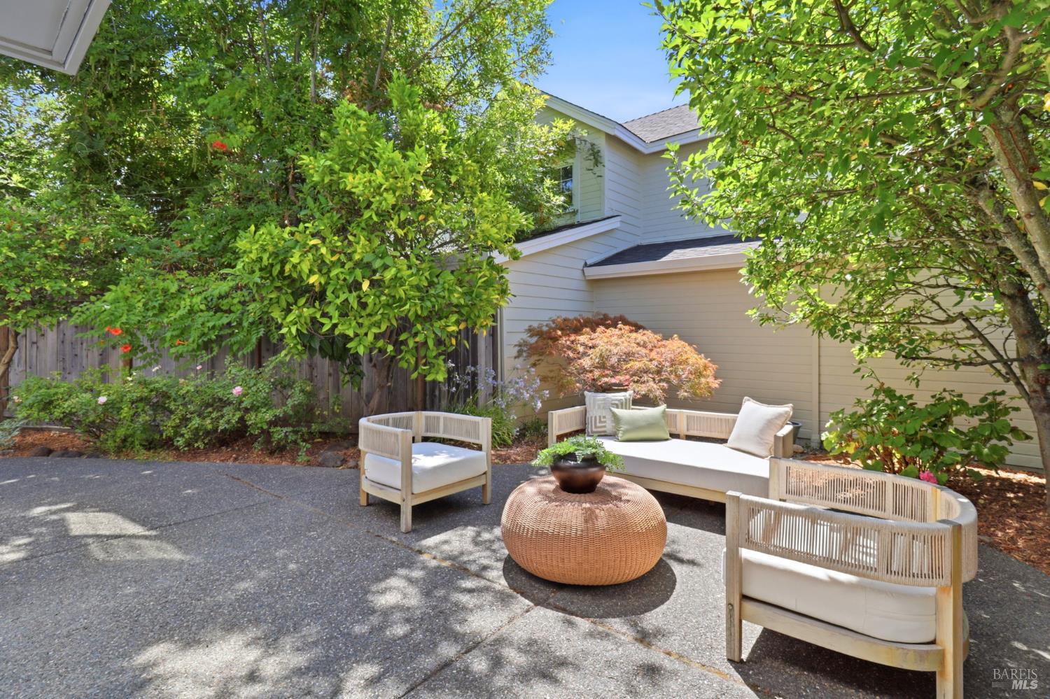195 Ignacio Valley Circle Novato CA 94949