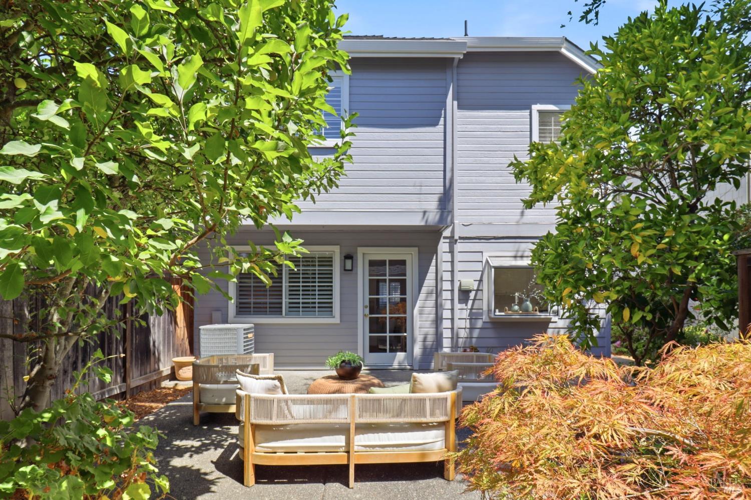 195 Ignacio Valley Circle Novato CA 94949