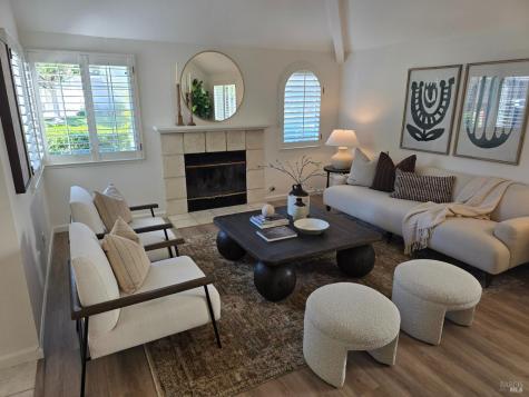 195 Ignacio Valley Circle Novato CA 94949