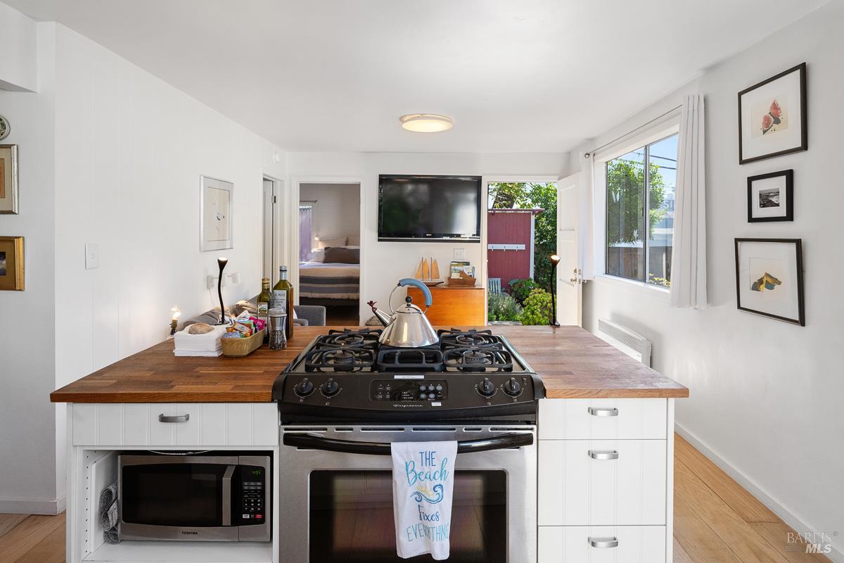 40-42 Arenal Avenue Stinson Beach CA 94970