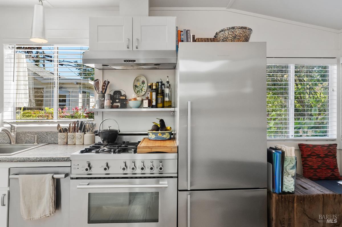 40-42 Arenal Avenue Stinson Beach CA 94970