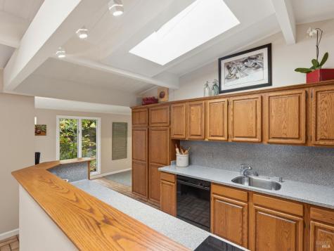 809 Flaxberry Lane San Rafael CA 94903