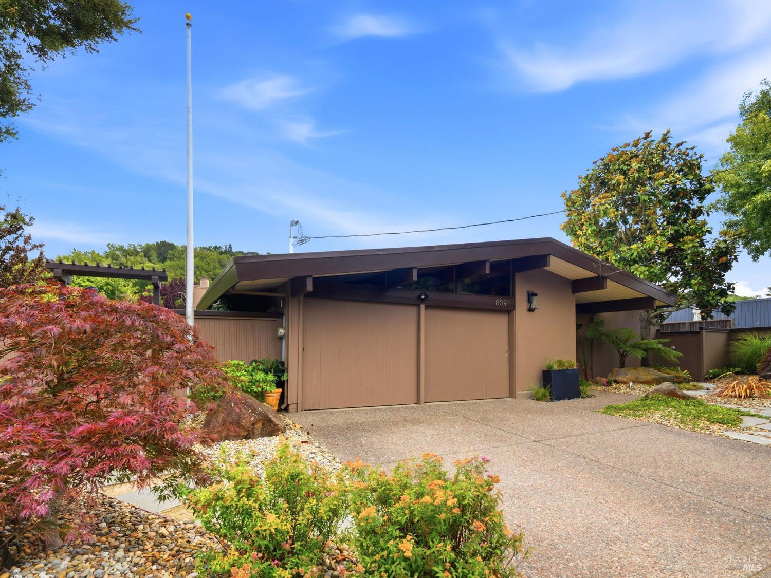 809 Flaxberry Lane San Rafael CA 94903