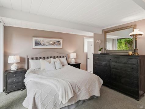 809 Flaxberry Lane San Rafael CA 94903
