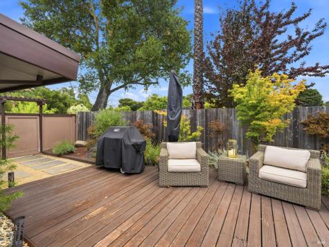 809 Flaxberry Lane San Rafael CA 94903