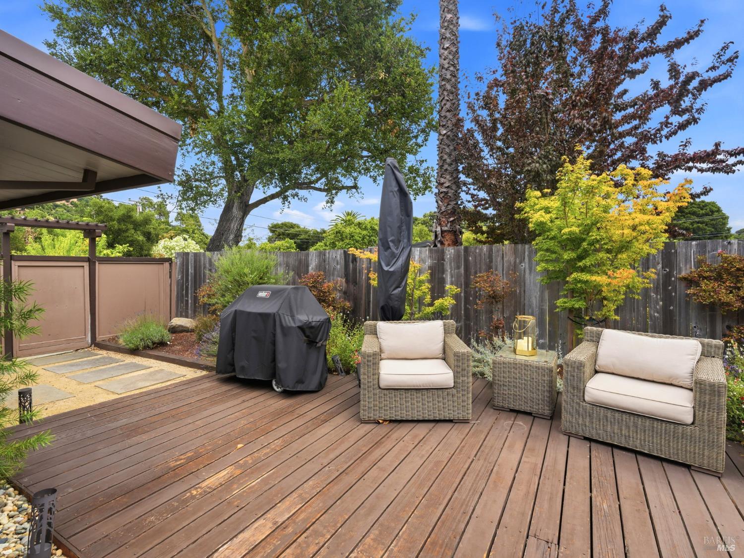 809 Flaxberry Lane San Rafael CA 94903