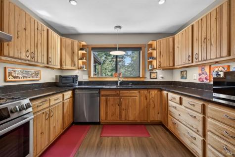 16363 Wright Drive Guerneville CA 95446