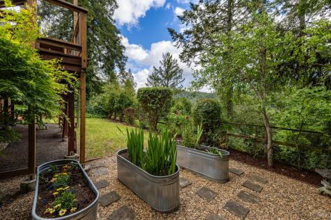 16363 Wright Drive Guerneville CA 95446