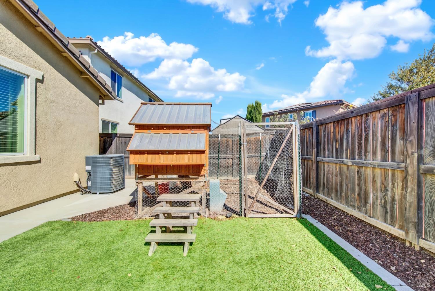 1680 Gold Street Dixon CA 95620