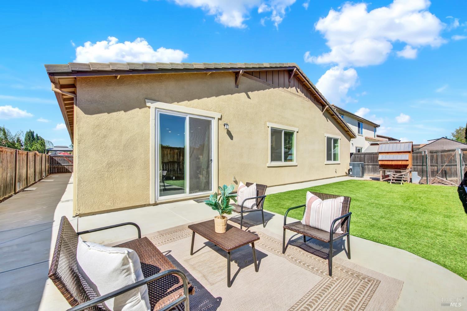1680 Gold Street Dixon CA 95620