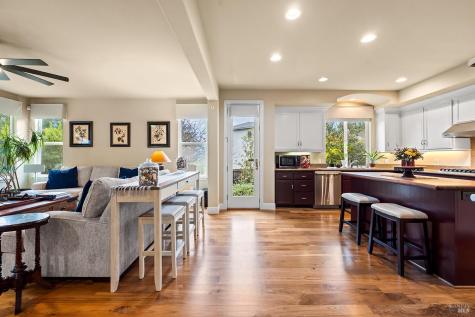 3696 Newbury Court Santa Rosa CA 95404