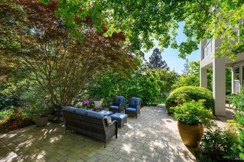 3696 Newbury Court Santa Rosa CA 95404