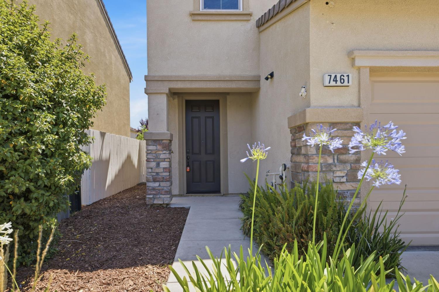 7461 Hither Way Sacramento CA 95822