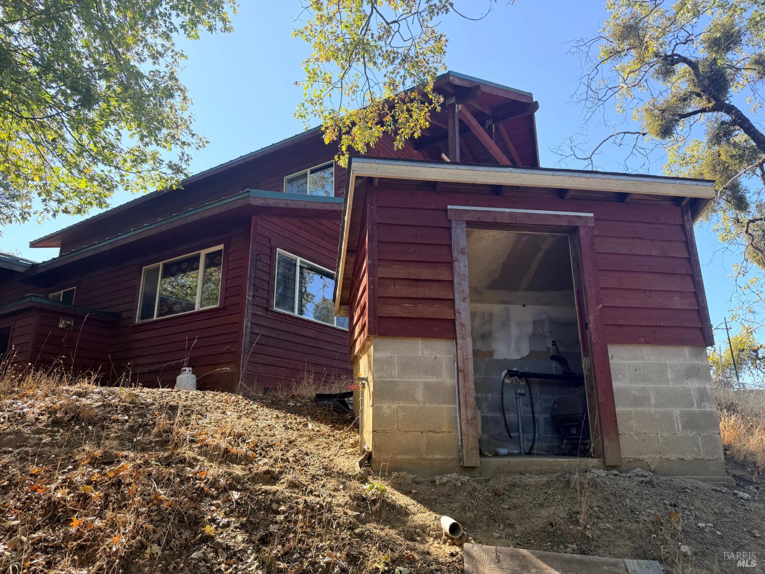 1950 Bunim Road Leggett CA 95585