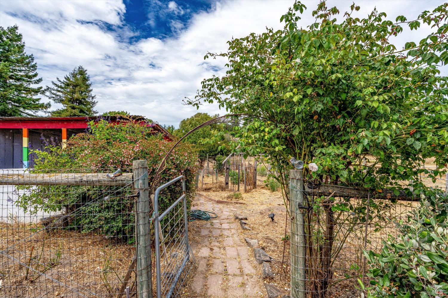 426 King Road Petaluma CA 94952