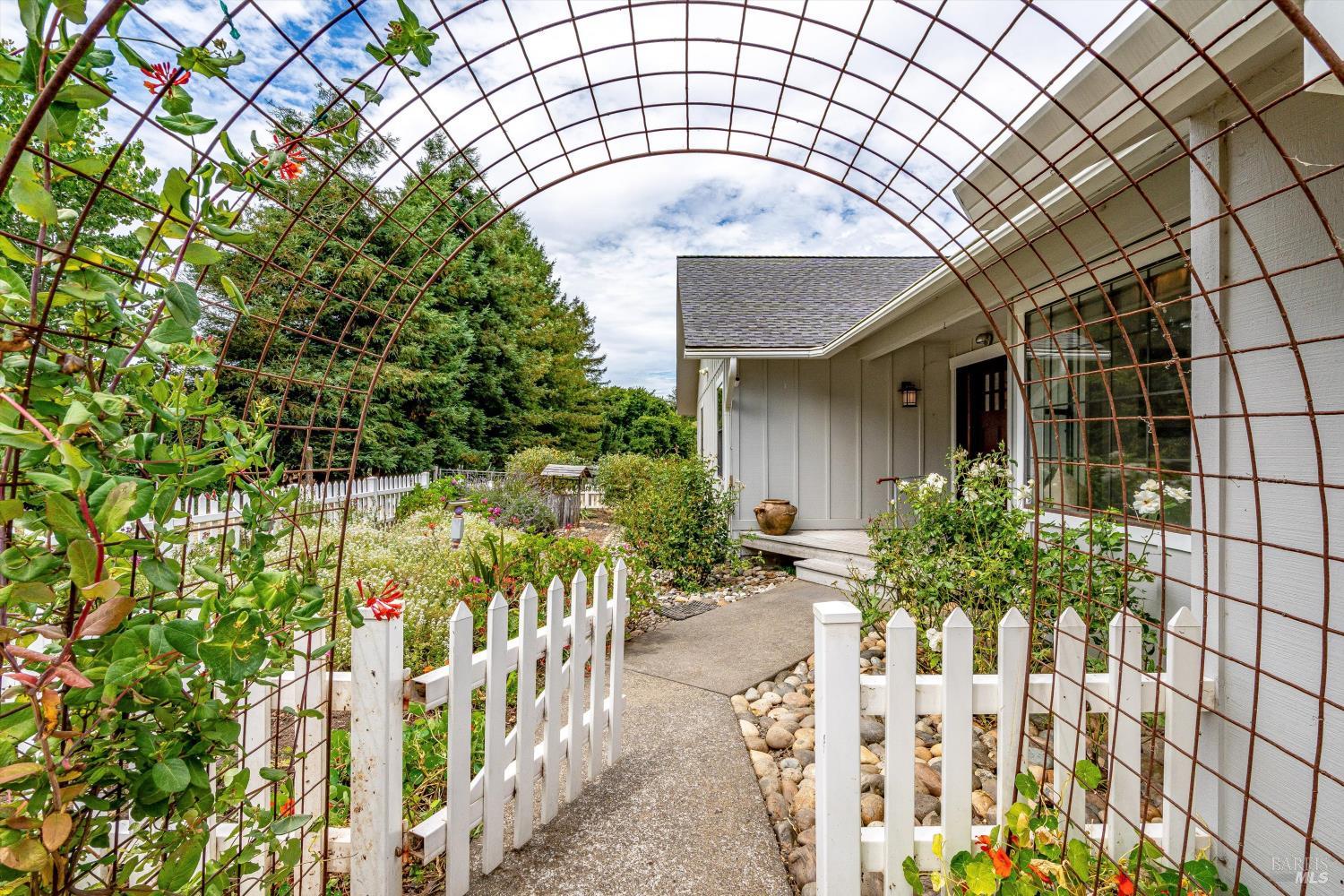 426 King Road Petaluma CA 94952