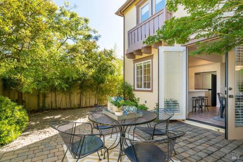 23 Greenham Court Novato CA 94949