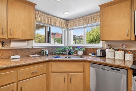 274 Beech Avenue Santa Rosa CA 95409