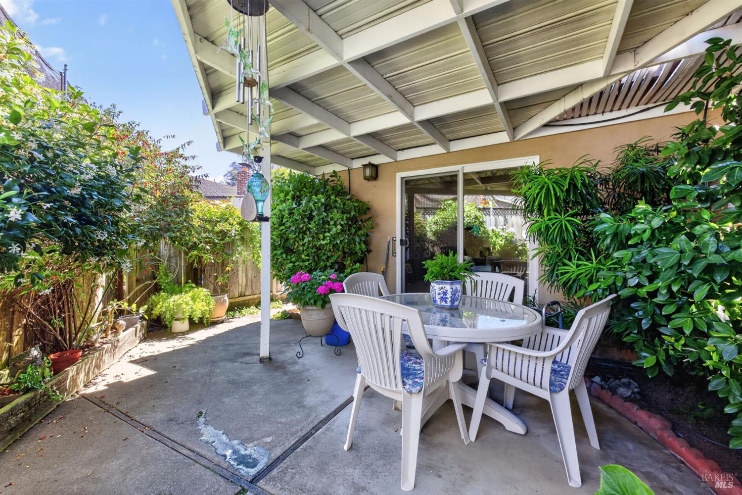 274 Beech Avenue Santa Rosa CA 95409
