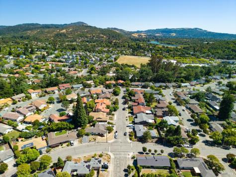 274 Beech Avenue Santa Rosa CA 95409