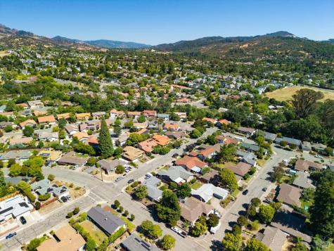 274 Beech Avenue Santa Rosa CA 95409