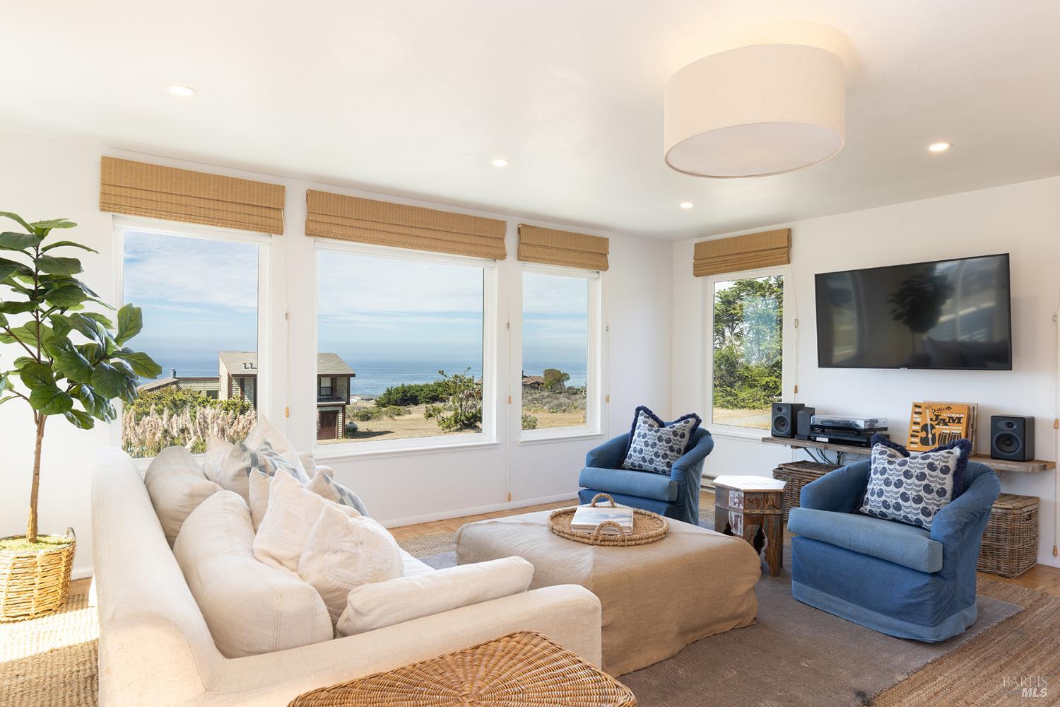 5280 Las Flores Road Bodega Bay CA 94923
