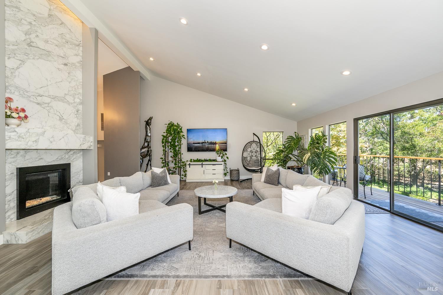 4303 Sonoma Mountain Road Santa Rosa CA 95404