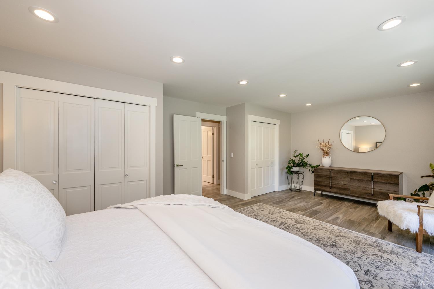 4303 Sonoma Mountain Road Santa Rosa CA 95404