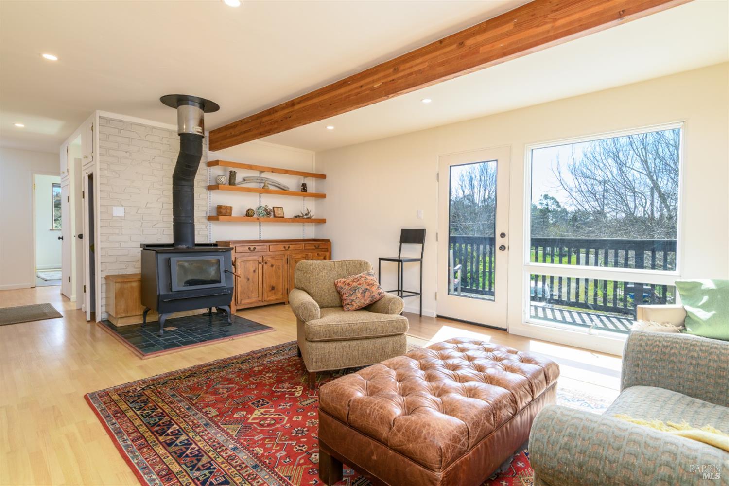 44120 Biaggi Road Manchester CA 95459