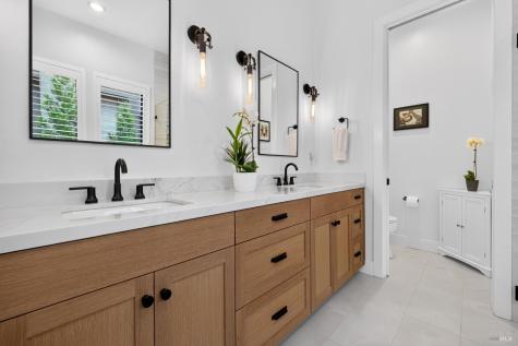 3722 Deauville Place Santa Rosa CA 95403